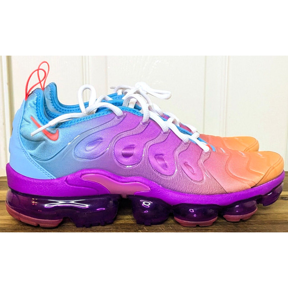 Nike Air Vapormax Plus Womens 9.5 Fuchsia Dream Crimson Sneakers FD0823-500 - Picture 5 of 9